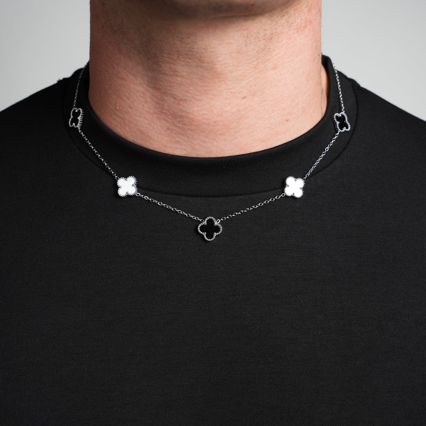 Silver Clover Necklace (Mono)