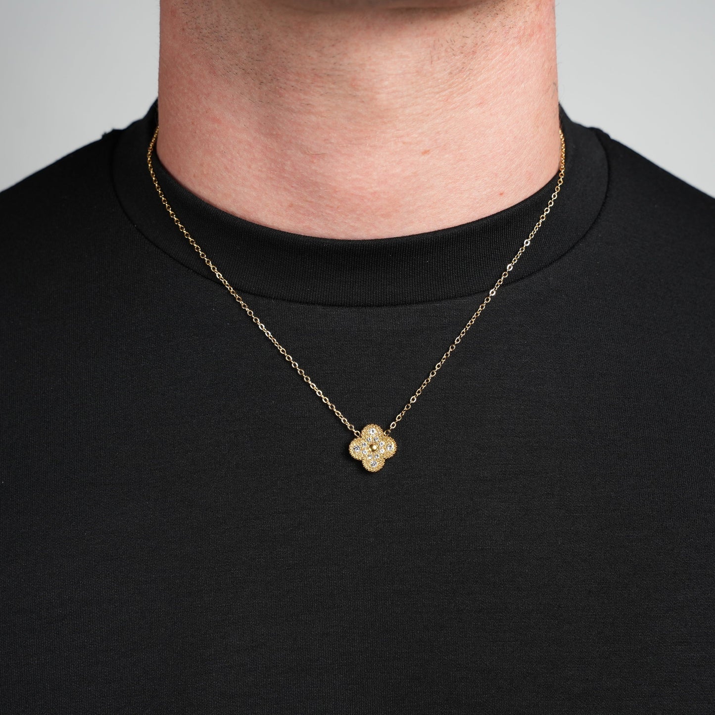 Diamond Single Clover Necklace (Gold)
