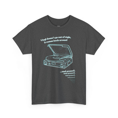 'Vinyl Doesn't Go Out Of Style' Men's T-Shirt