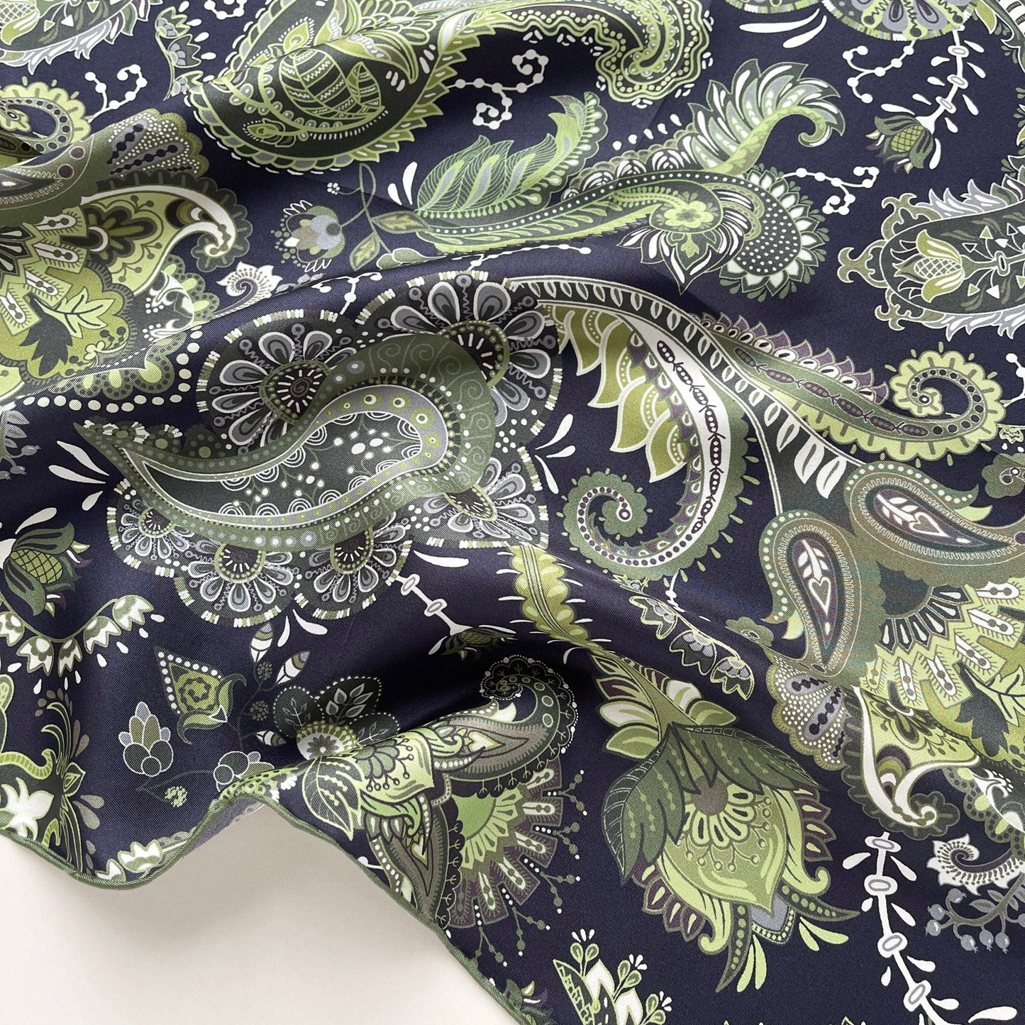 Forest Green Paisley Silk Scarf - 53cm Double-Sided Print Unisex Bandana with Hand-rolled Edges