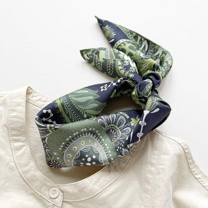 Forest Green Paisley Silk Scarf - 53cm Double-Sided Print Unisex Bandana with Hand-rolled Edges